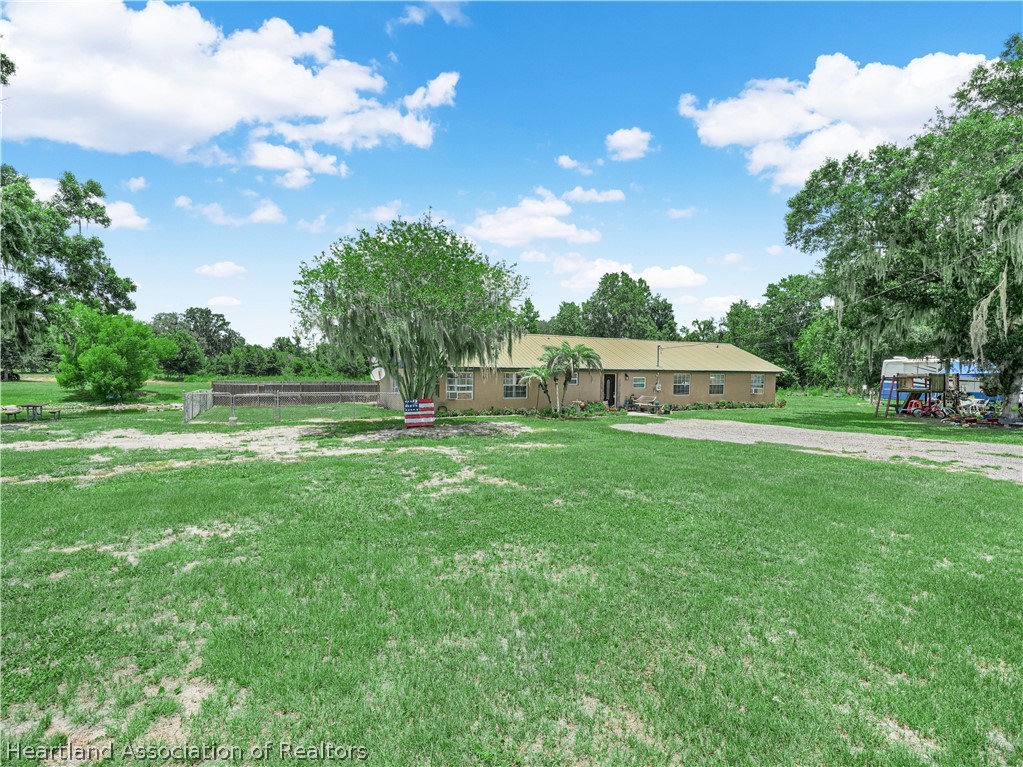 702 Lake Branch Road Bowling Green, FL 33834 - Photo 30 of 33