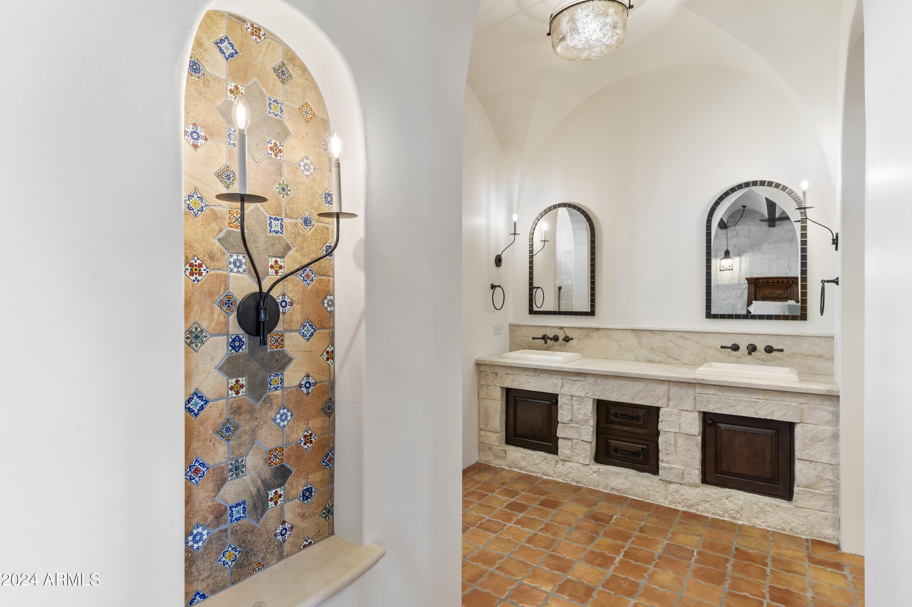 21868 East Stacey Road Queen Creek, AZ 85142 - Photo 91 of 146 a view of washer and dryer with a kitchen