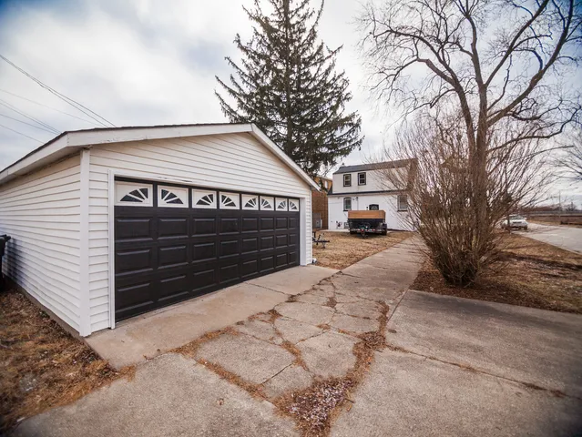 $259,900 | 1156 West 102nd Street, Chicago, IL 60643