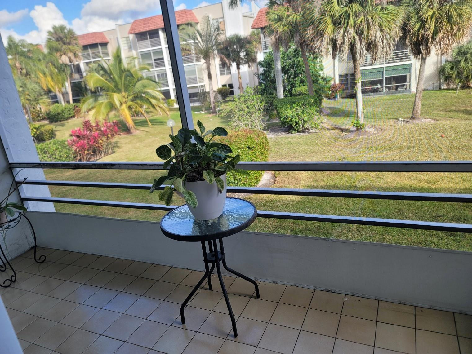 3774 Inverrary Boulevard, Unit P202 Lauderhill, FL 33319 - Photo 2 of 31 Photo 12