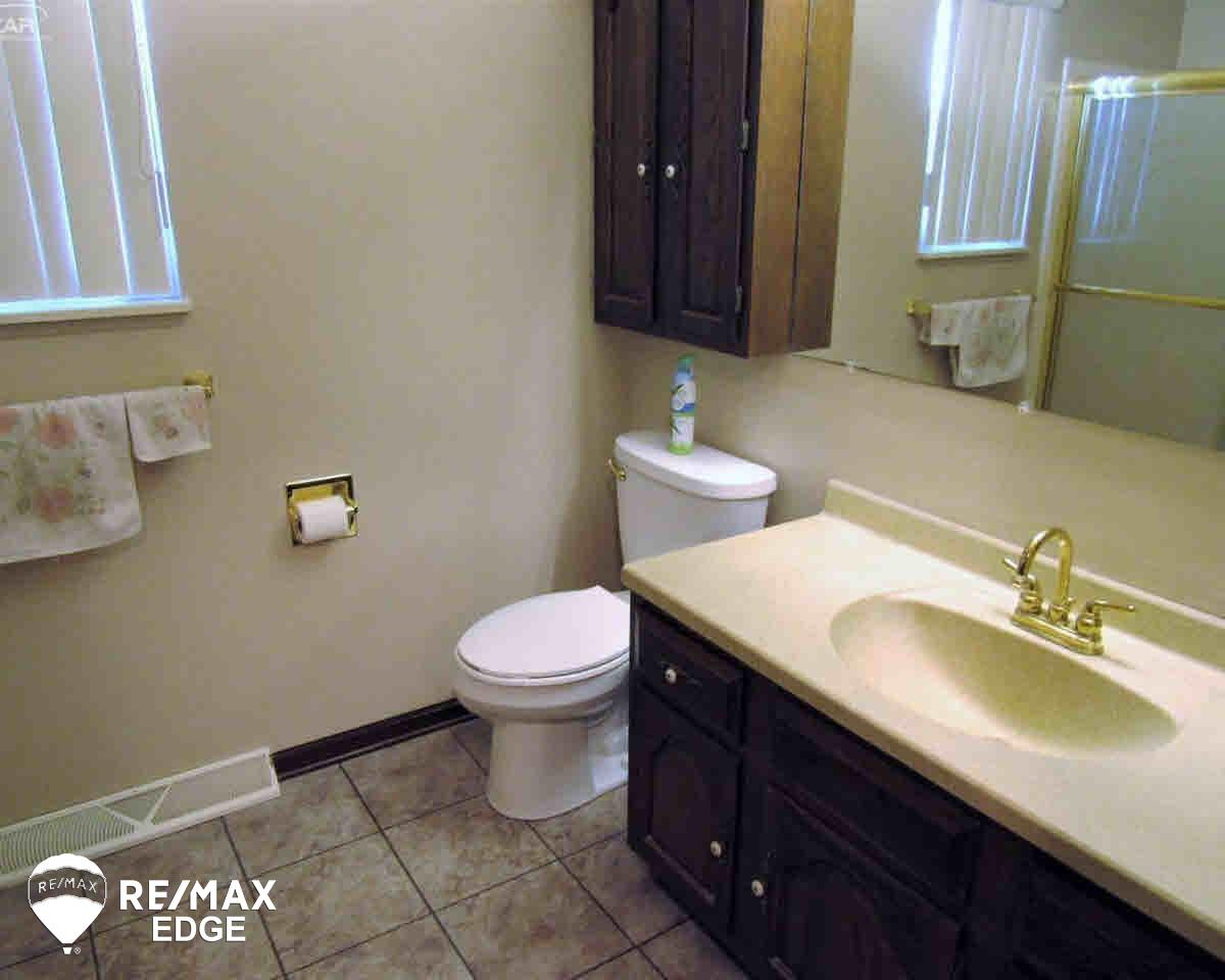 6090 Bell Road Birch Run, MI 48415 - Photo 8 of 18 21273114-7.JPG
