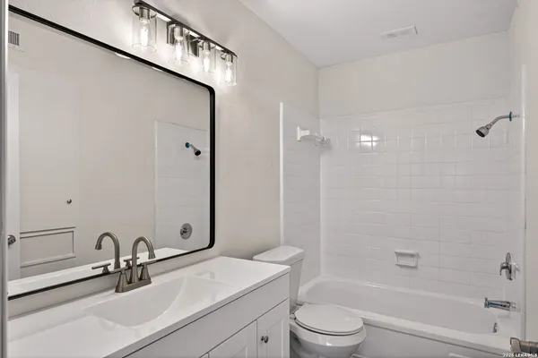 $1,100 | 600 Gentleman Road, Unit 7, San Antonio, TX 78201