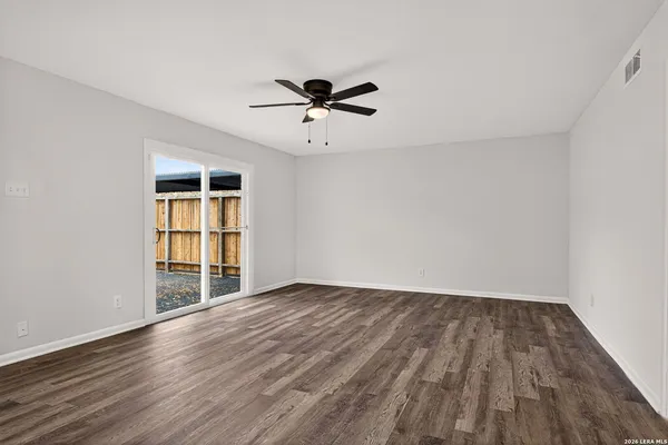 $1,100 | 600 Gentleman Road, Unit 7, San Antonio, TX 78201