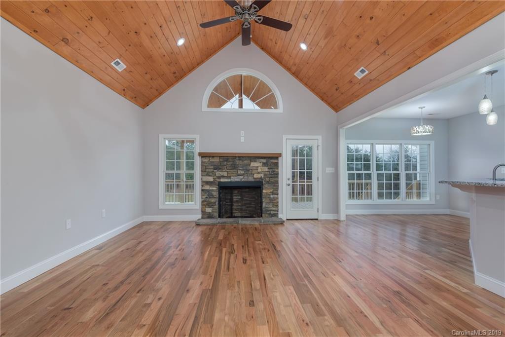206 Brians Way Rutherfordton, NC 28139 - Photo 4 of 34