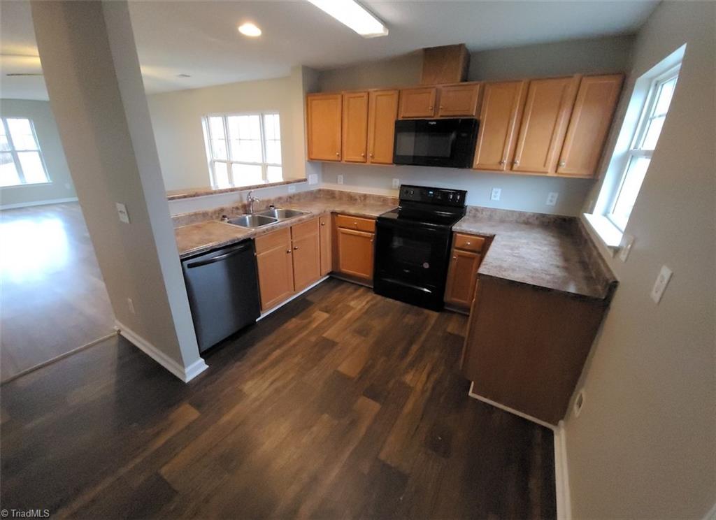 2720 Alpha Street High Point, NC 27263 - Photo 4 of 15 Gallery Image 4