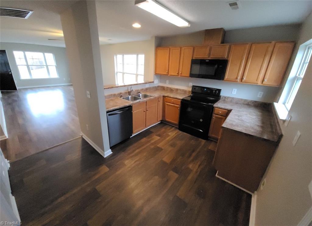 2720 Alpha Street High Point, NC 27263 - Photo 6 of 15 Gallery Image 6