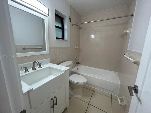 $1,550 | 25 West 4th Street, Unit 103, Hialeah, FL 33010