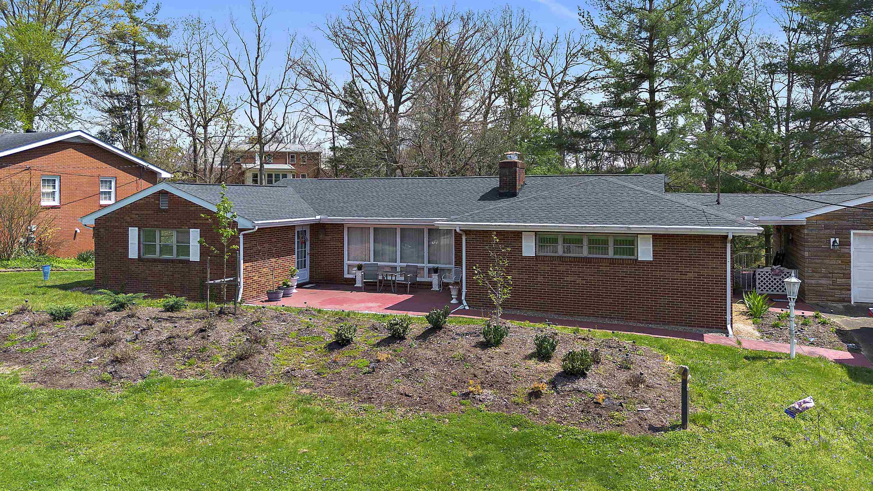 117 Meadowlark Road Russell, KY 41169 - Photo 1 of 25