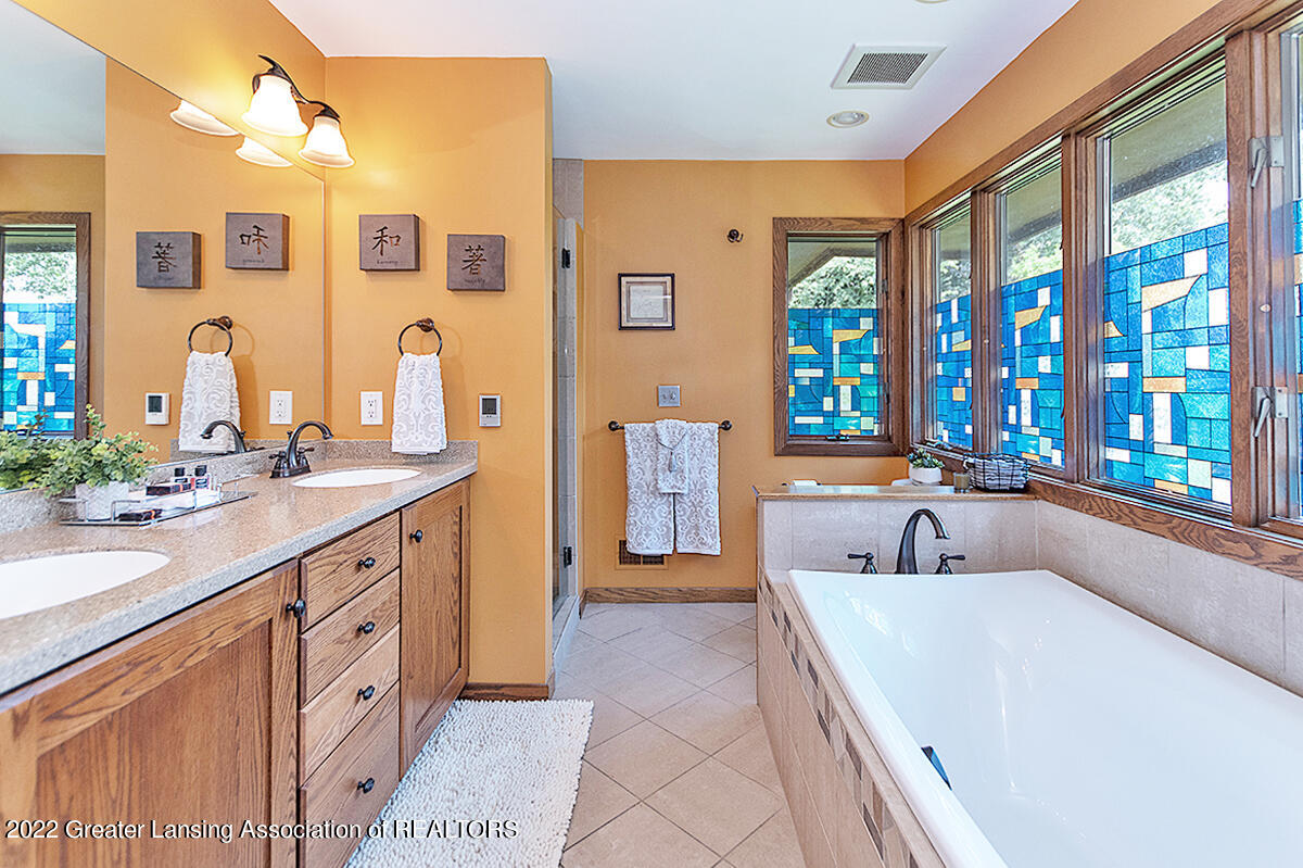 4951 Van Atta Road Okemos, MI 48864 - Photo 38 of 59 _DSC8042