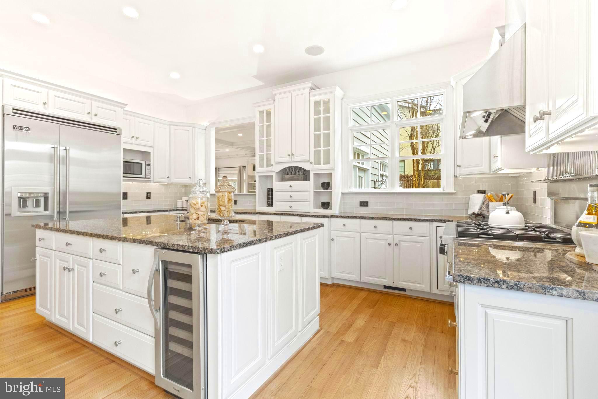 5801 Ipswich Road Bethesda, MD 20814 - Photo 5 of 44