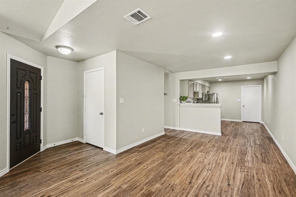 6113 Haley Lane Fort Worth, TX 76132 - Photo 7 of 38