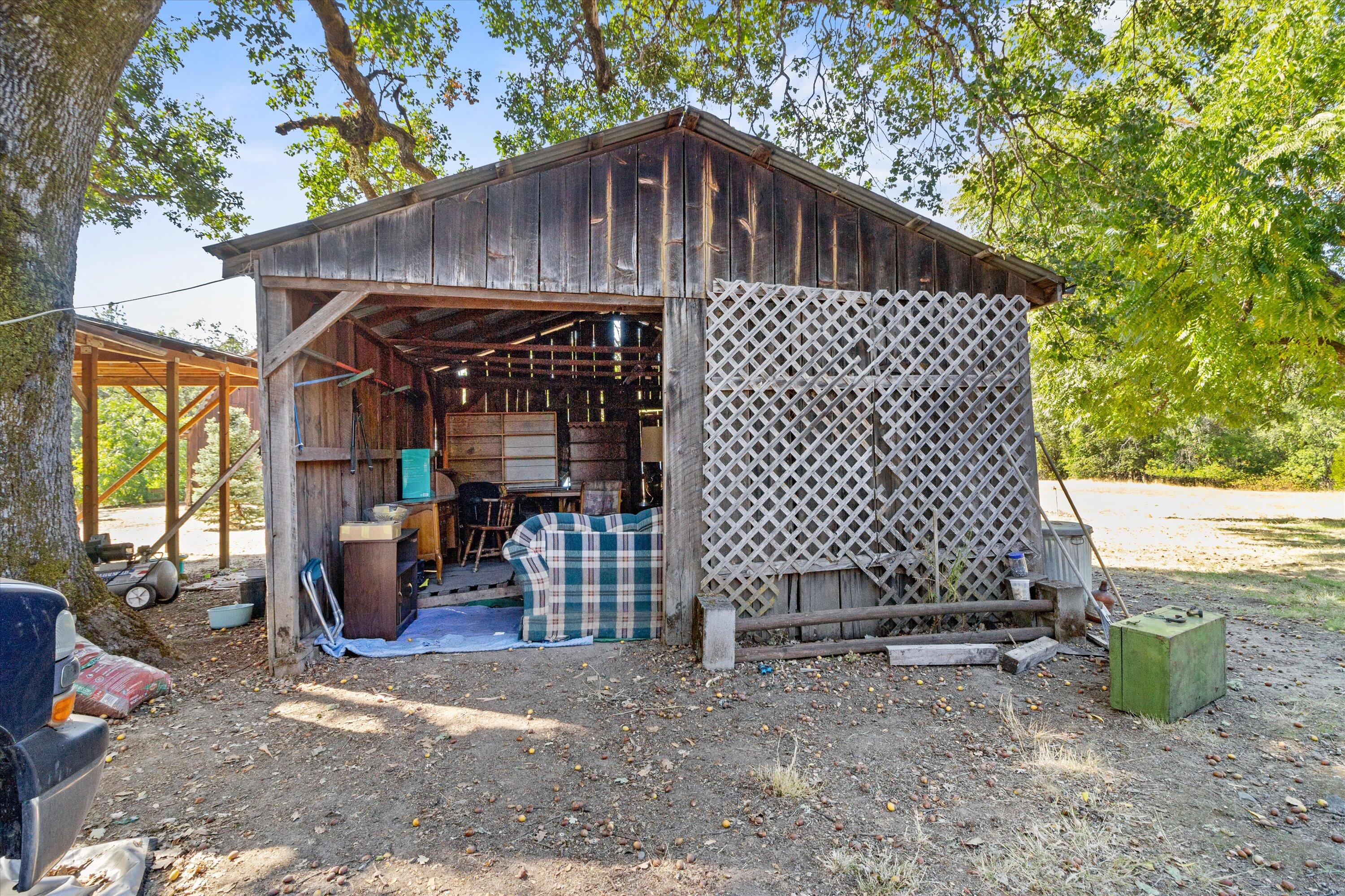 5442 Hugo Road Grants Pass, OR 97526 - Photo 33 of 41 30-5442 Hugo Rd-30