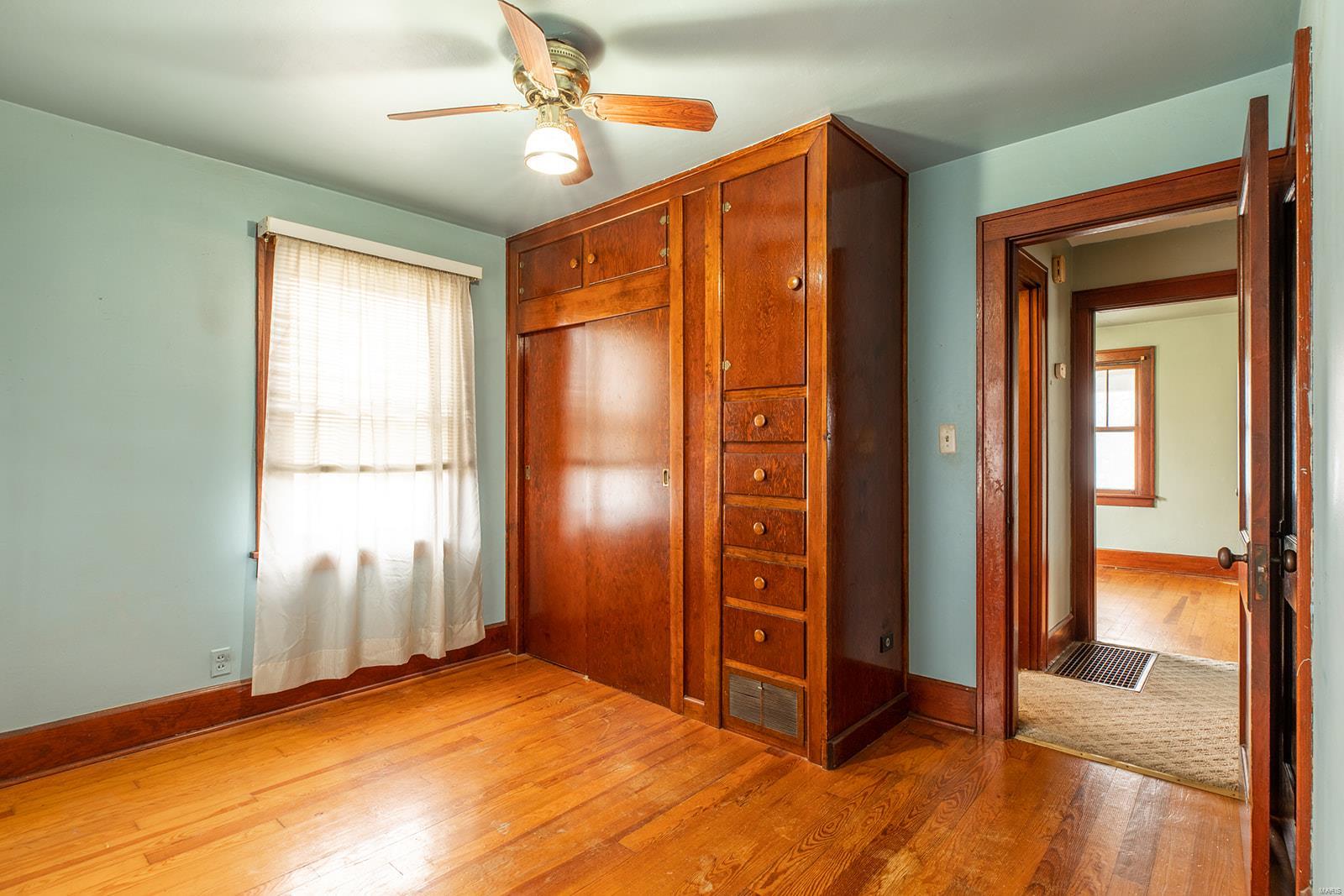 709 Milton Road Alton, IL 62002 - Photo 11 of 26 Gallery Image 11