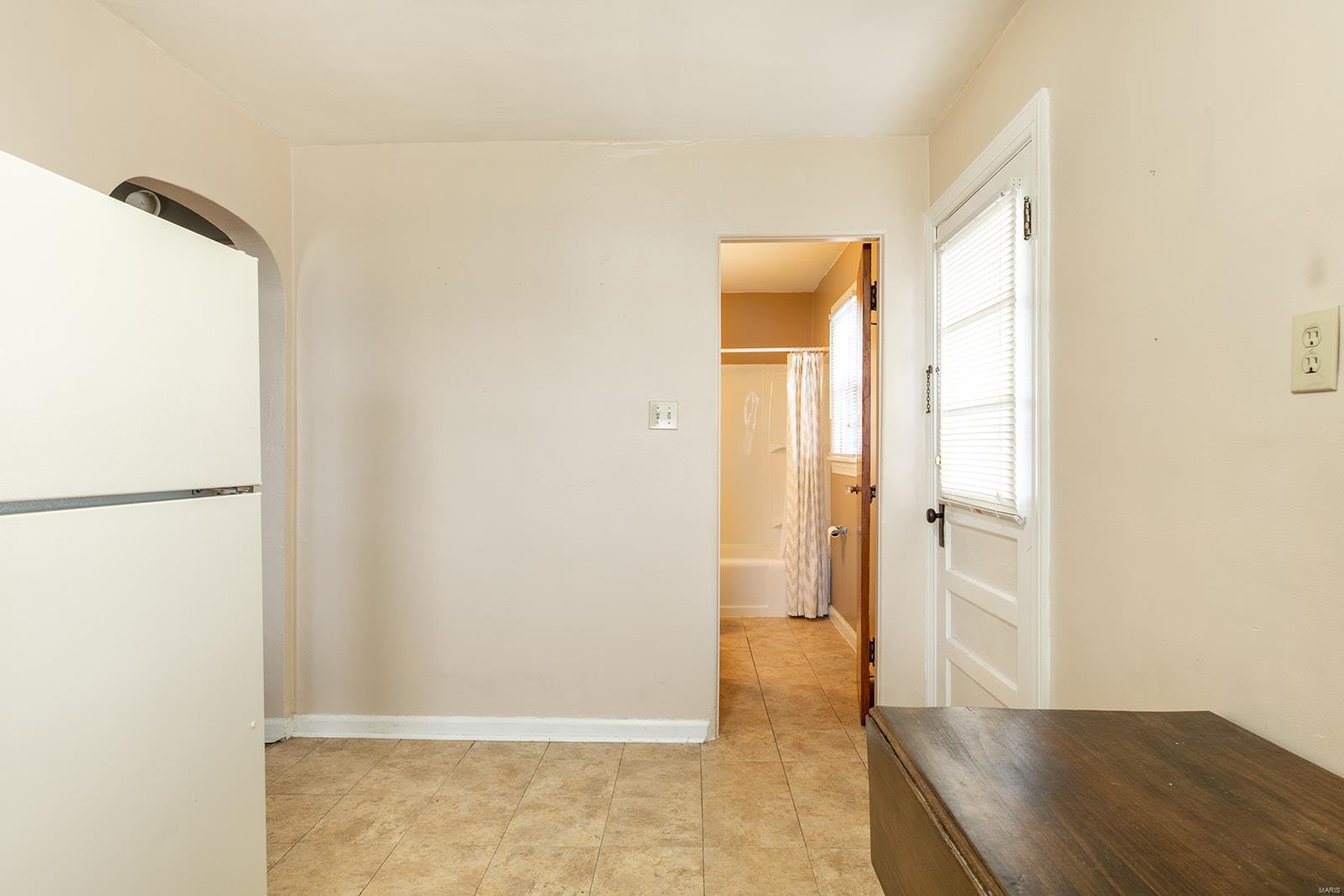 709 Milton Road Alton, IL 62002 - Photo 18 of 26 Gallery Image 18