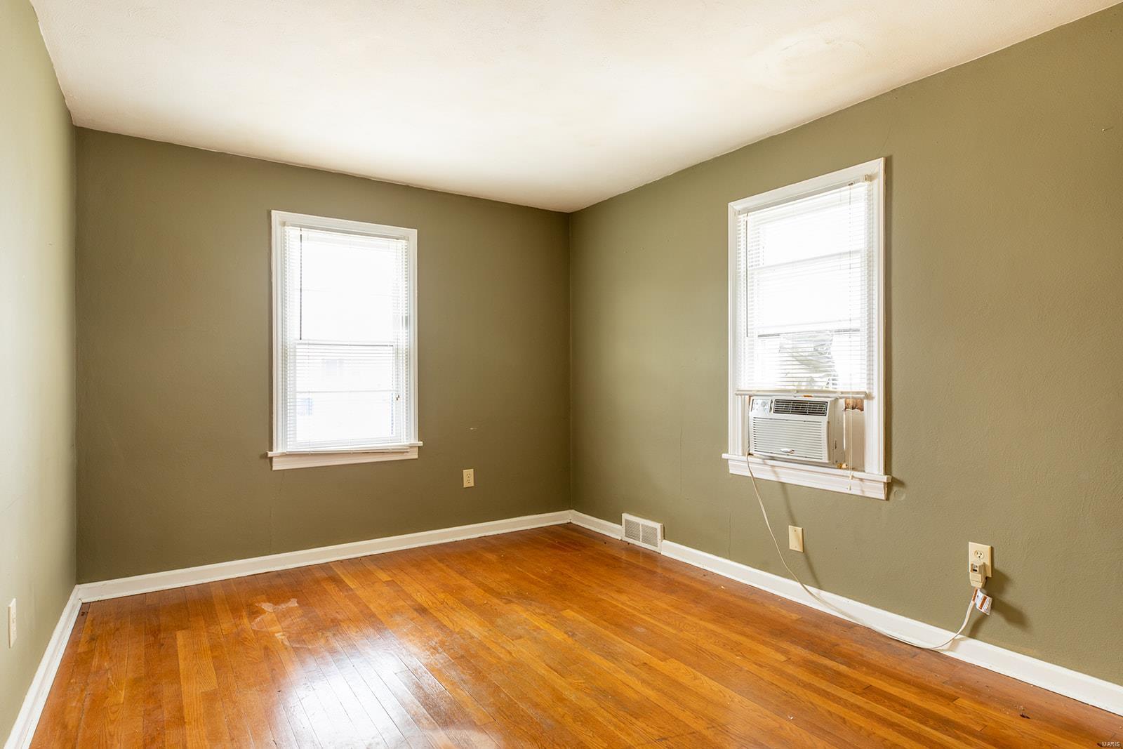 709 Milton Road Alton, IL 62002 - Photo 19 of 26 Gallery Image 19