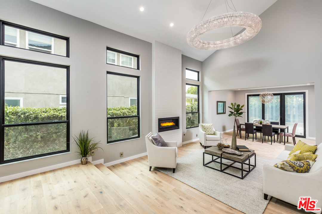 7506 West 83rd Street Playa del Rey, CA 90293 - Photo 3 of 21