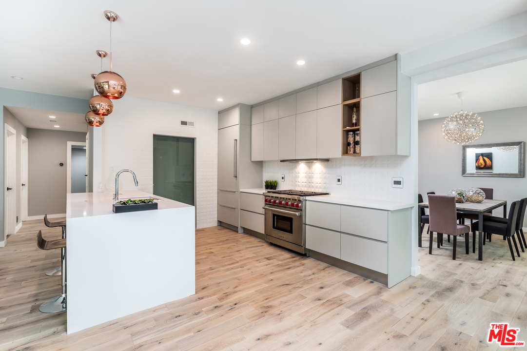 7506 West 83rd Street Playa del Rey, CA 90293 - Photo 6 of 21