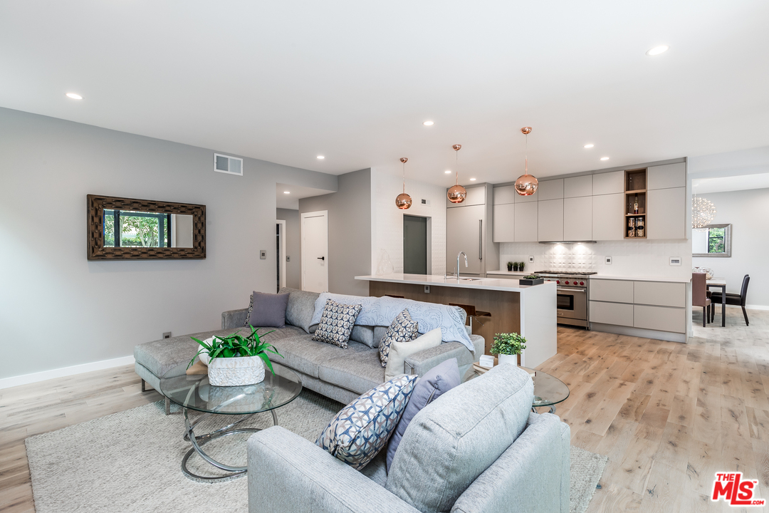 7506 West 83rd Street Playa del Rey, CA 90293 - Photo 9 of 21