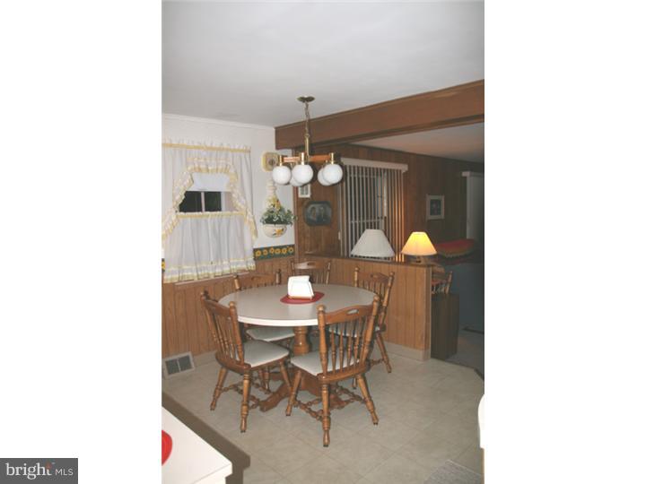 346 Wyndmoor Road Springfield, PA 19064 - Photo 13 of 25 Breakfast Room