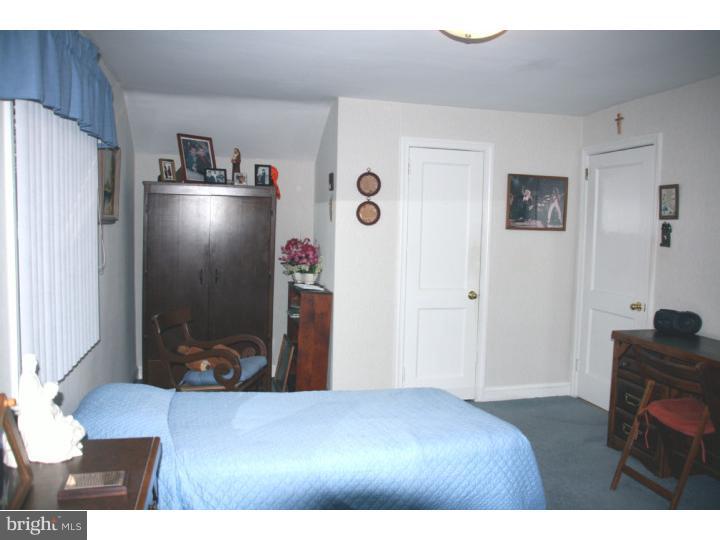 346 Wyndmoor Road Springfield, PA 19064 - Photo 19 of 25 Bedroom 2