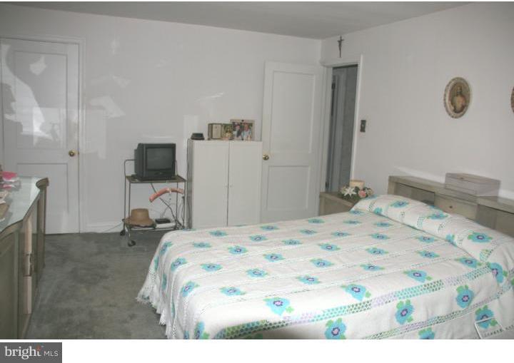 346 Wyndmoor Road Springfield, PA 19064 - Photo 21 of 25 Bedroom - Main