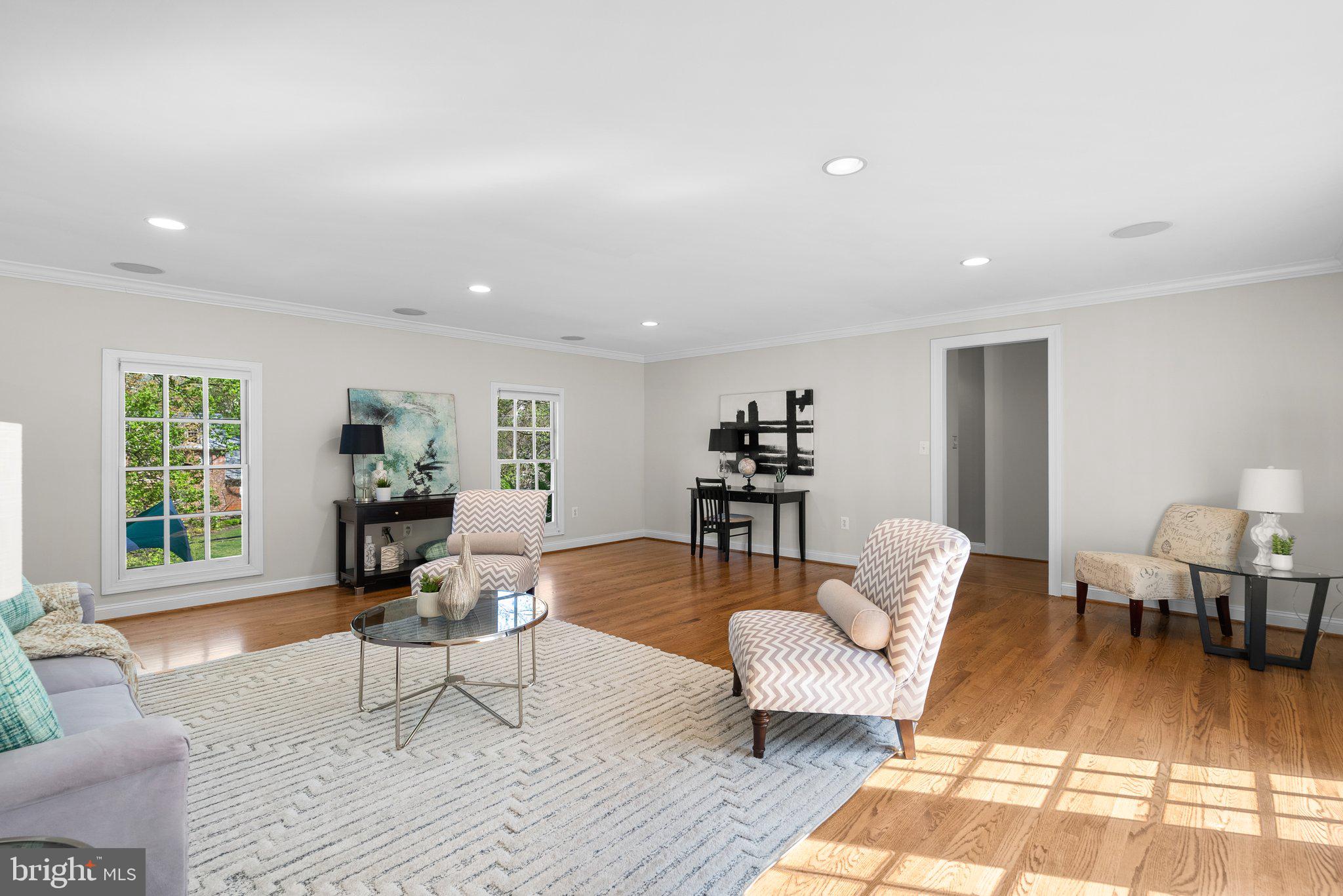 3106 Russell Road Alexandria, VA 22305 - Photo 24 of 62 Recessed lighting