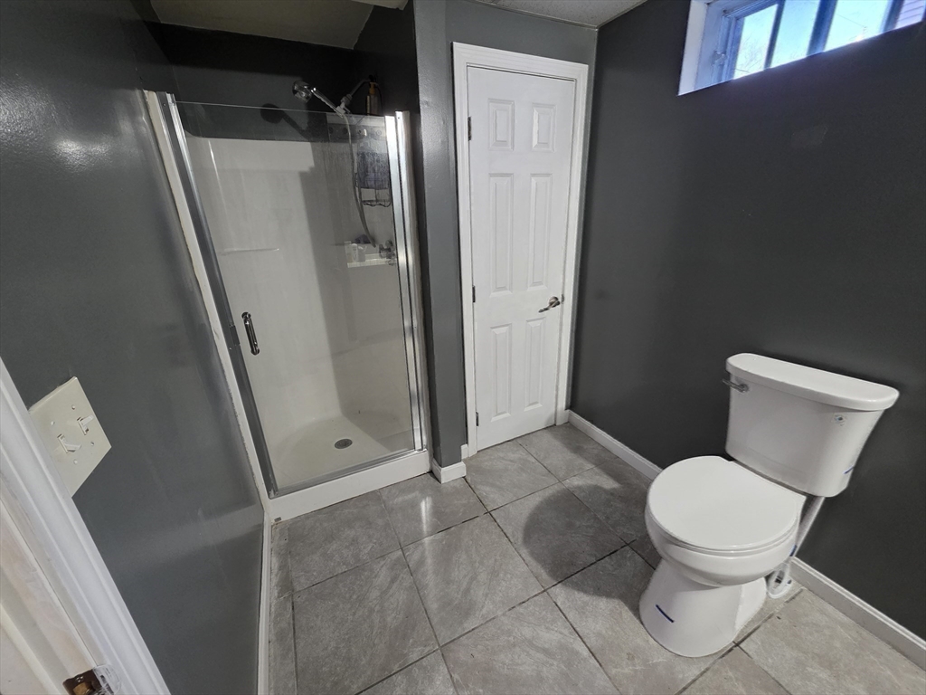 229 Concord Street Fall River, MA 02723 - Photo 27 of 40