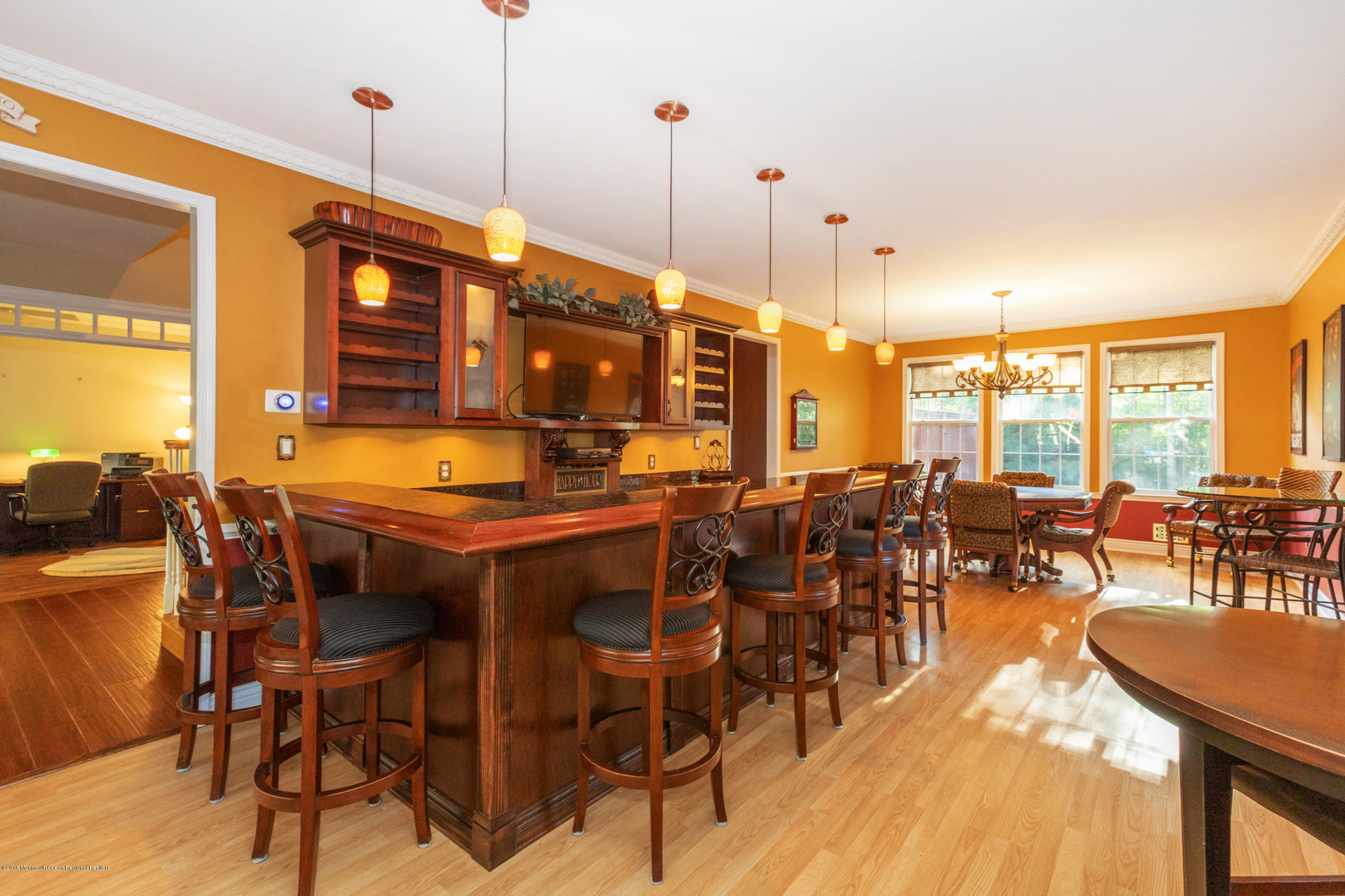 18 Amanda Lane Howell, NJ 07731 - Photo 11 of 33 10
