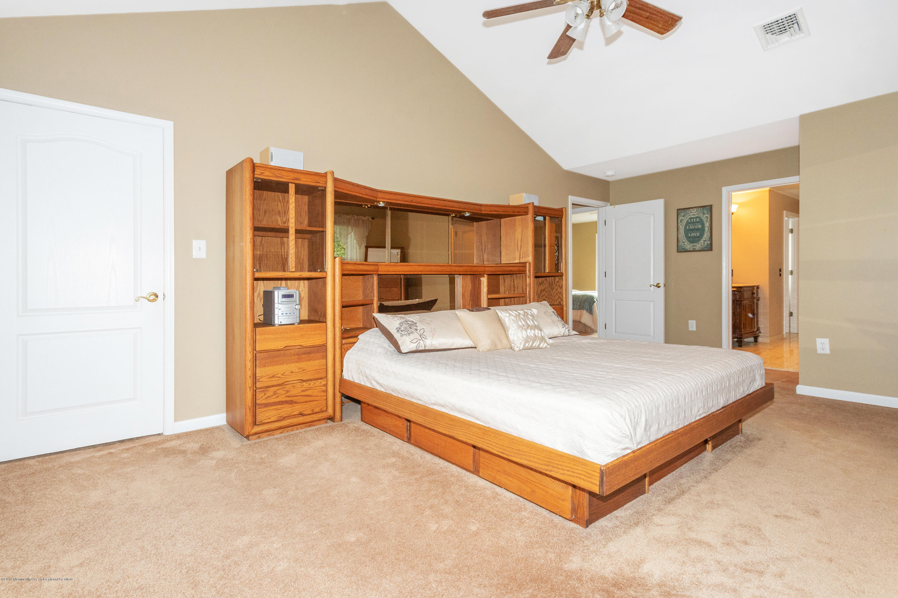 18 Amanda Lane Howell, NJ 07731 - Photo 15 of 33 15