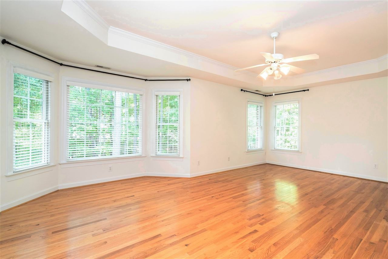207 Chiselhurst Way Cary, NC 27513 - Photo 16 of 30 Huge Master Bedroom