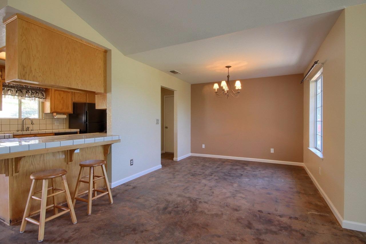 1107 Ben Hur Road Raymond, CA 93653 - Photo 11 of 33 Gallery Image 11