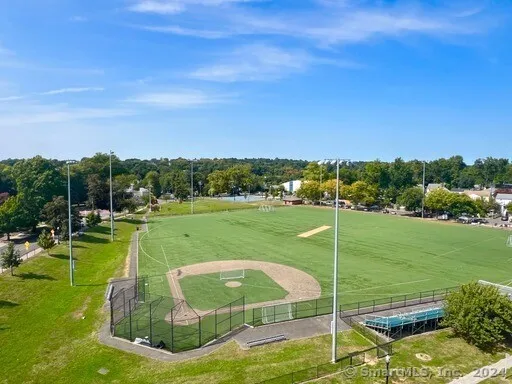 $2,325 | 215 Stillwater Avenue, Unit 507, Stamford, CT 06902