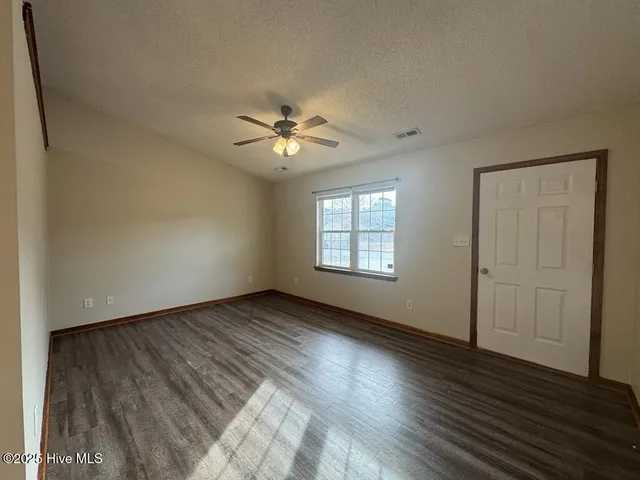 $1,550 | 101 May Court, Jacksonville, NC 28540