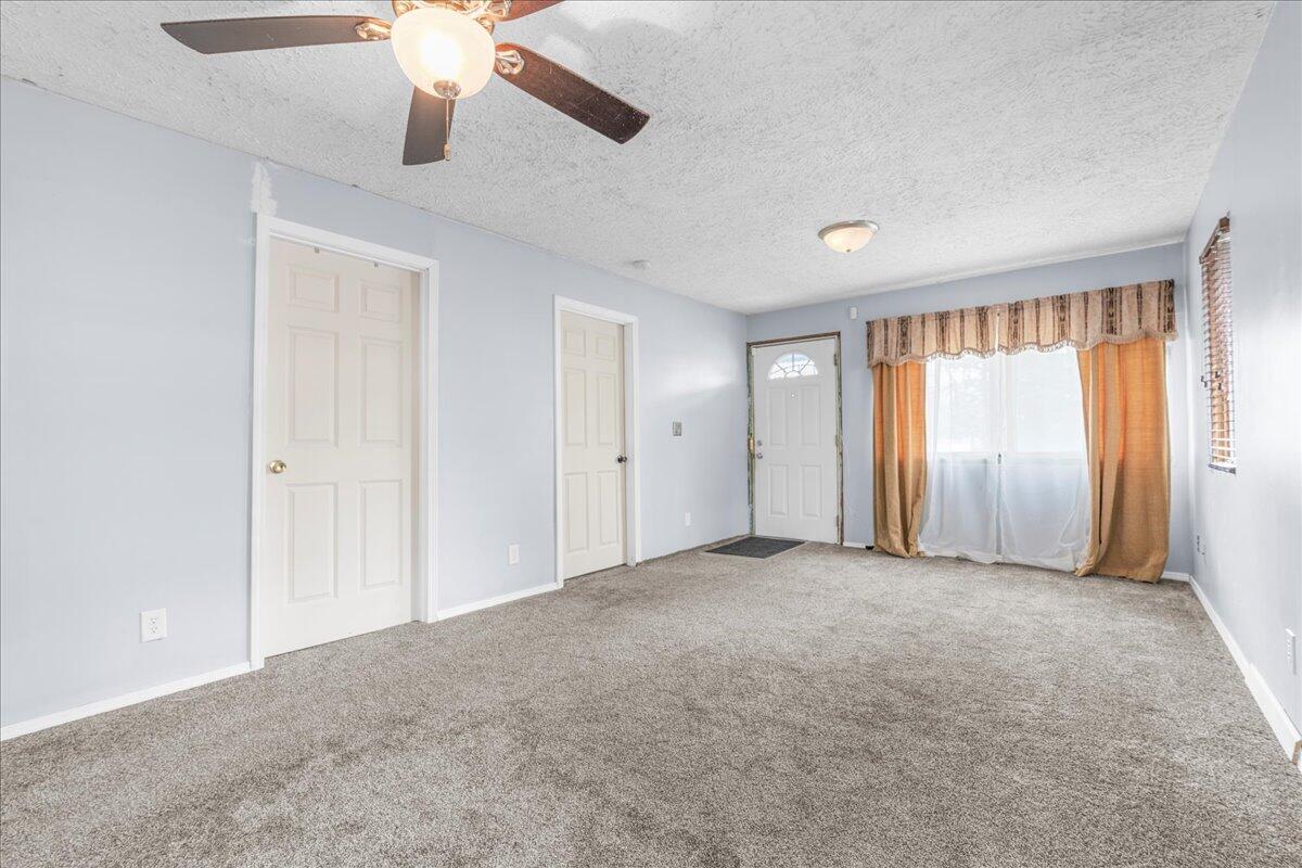 4924 Pleasant Grove Road Lansing, MI 48910 - Photo 6 of 14