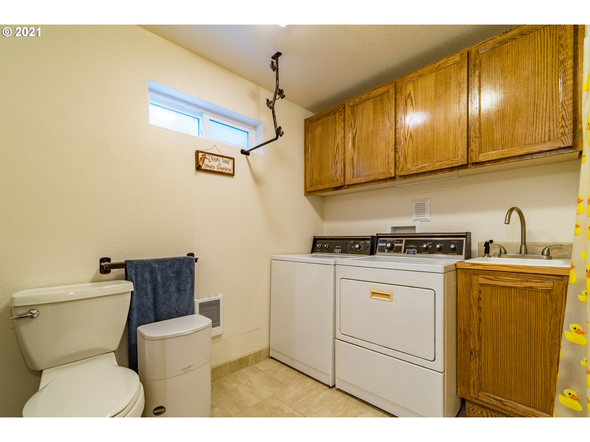 24709 Demming Ridge Road Elmira, OR 97437 - Photo 17 of 32 Gallery Image 17