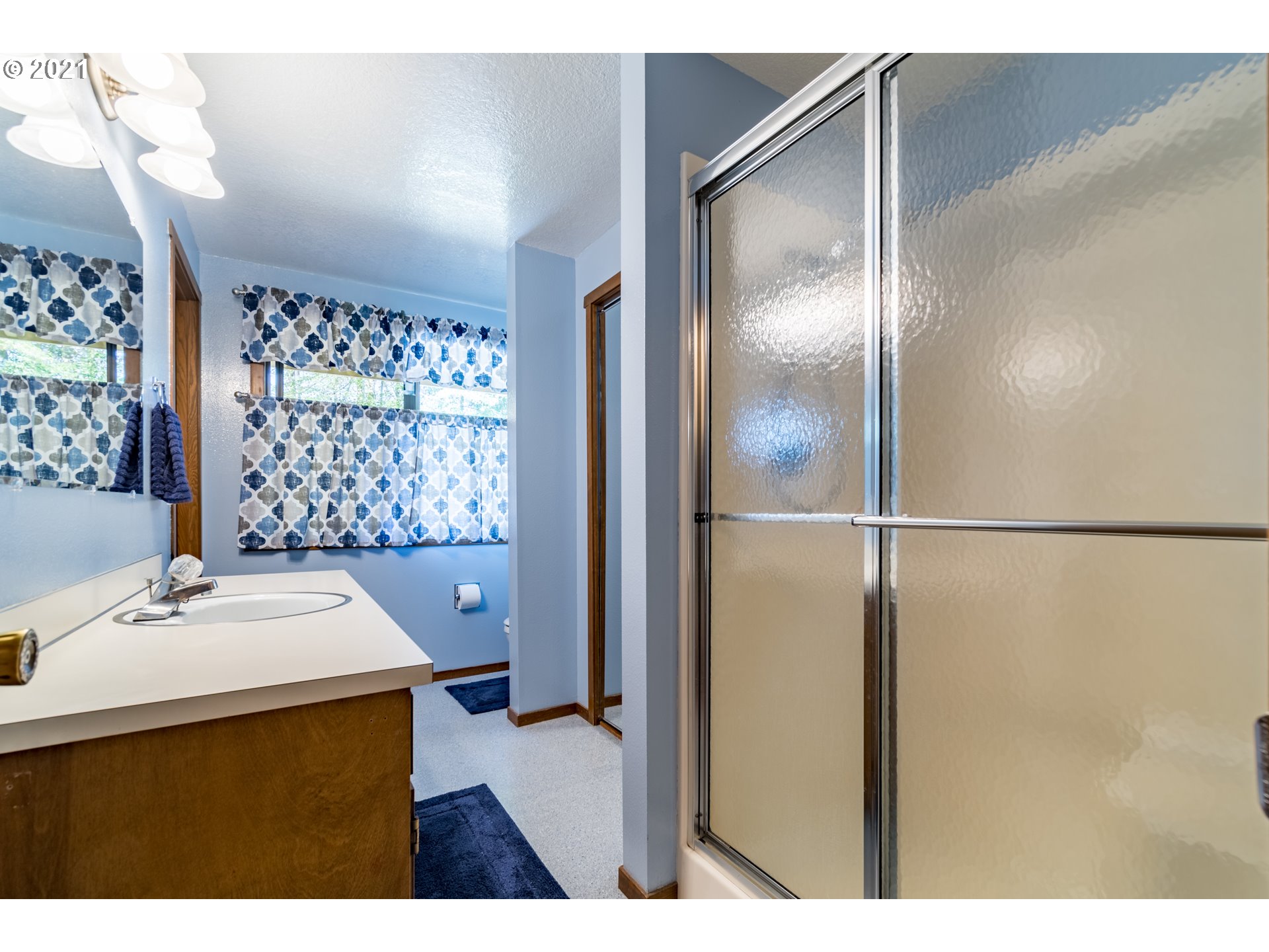 24709 Demming Ridge Road Elmira, OR 97437 - Photo 20 of 32 Gallery Image 20