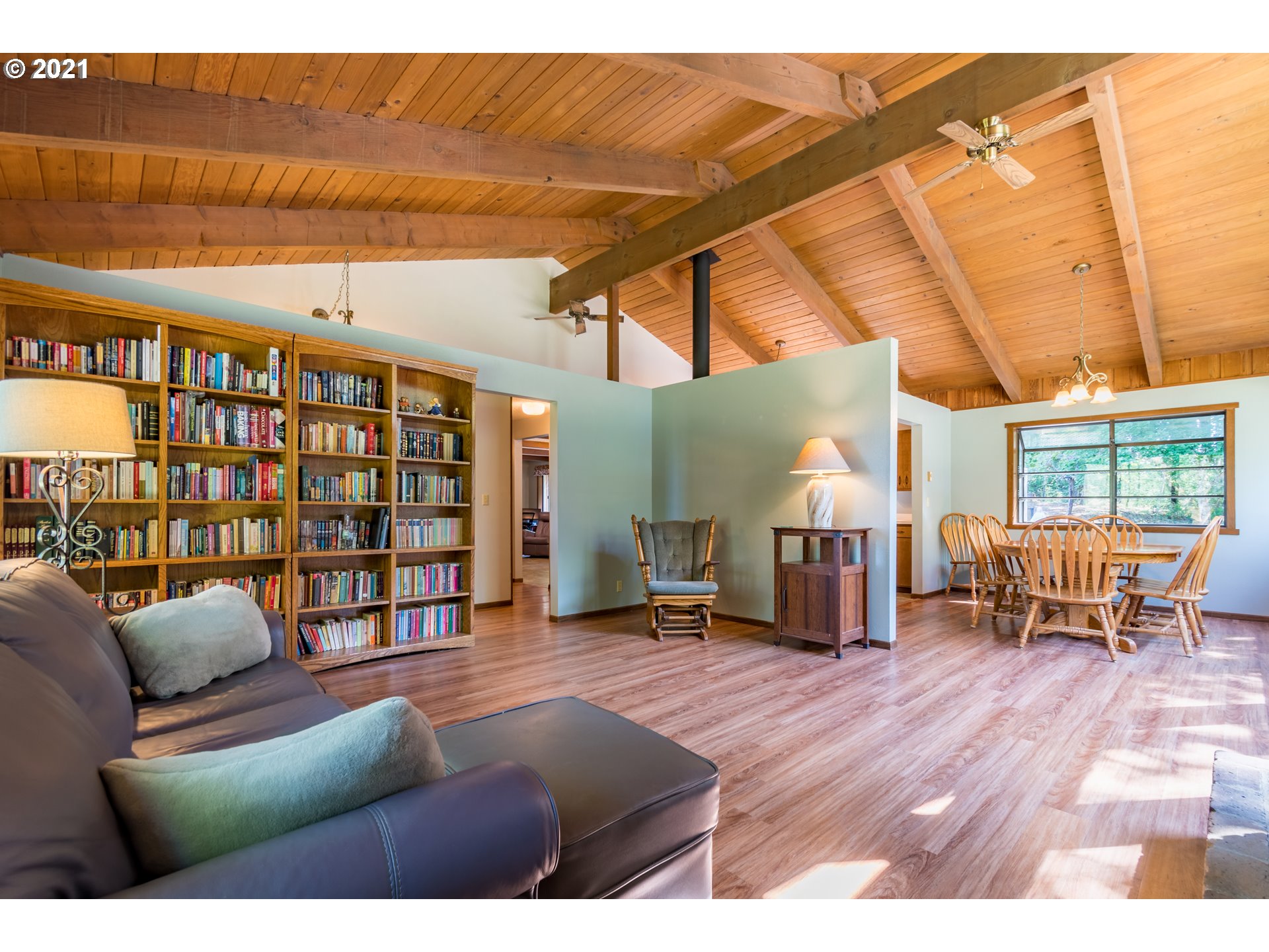 24709 Demming Ridge Road Elmira, OR 97437 - Photo 6 of 32 Gallery Image 6