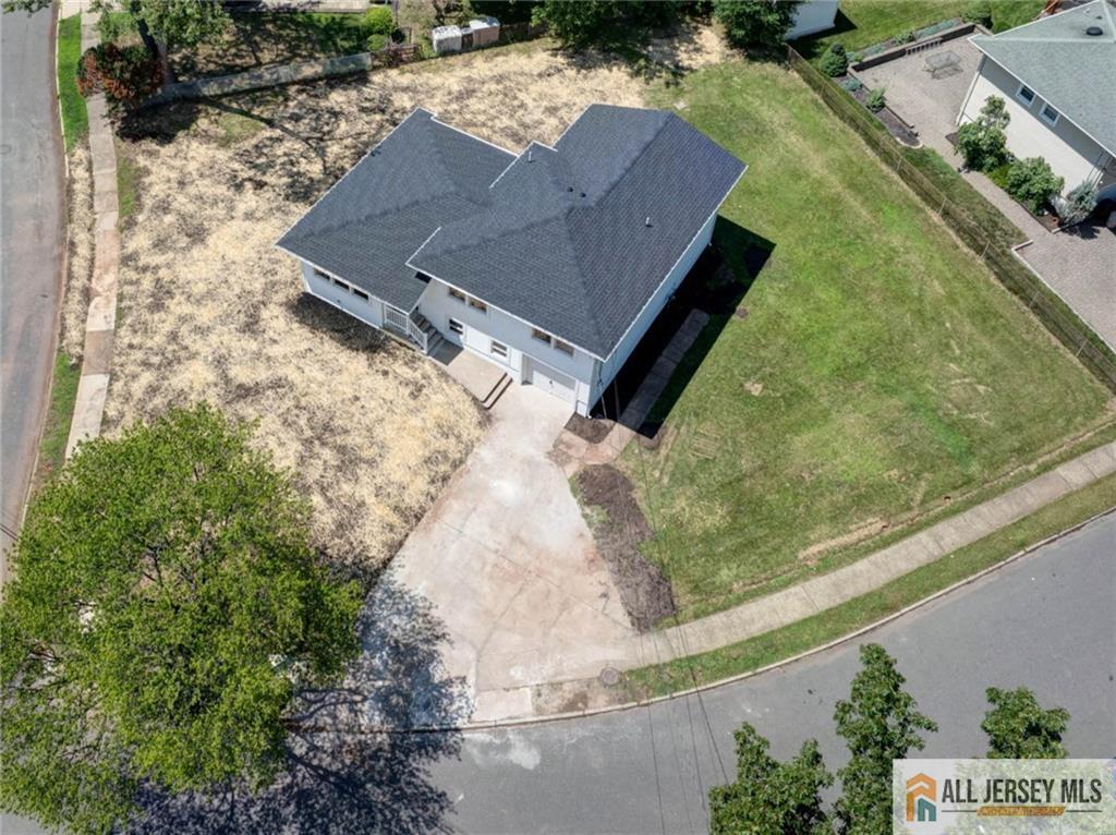 42 Larchmont Road Edison, NJ 08837 - Photo 3 of 36 an aerial view of house with yard