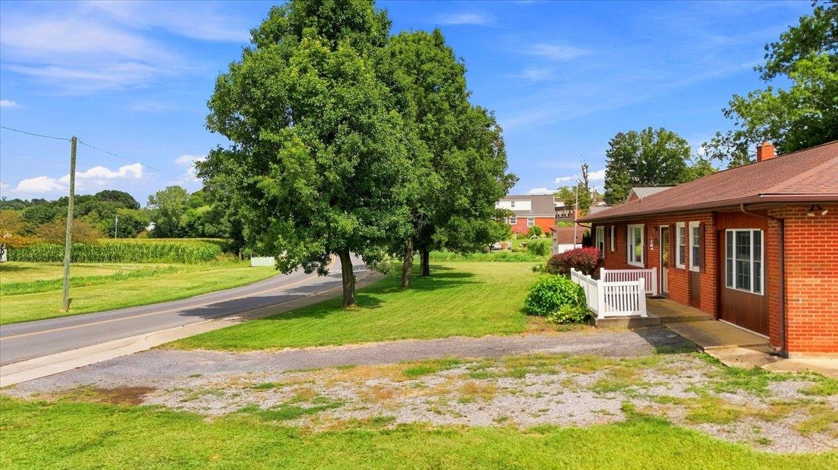 595 Bowman Road Dayton, VA 22821 - Photo 5 of 61 Gallery Image 5