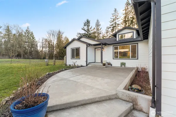 $624,950 | 29904 12th Ave Court East, Roy, WA 98580