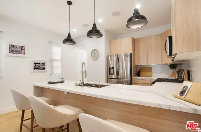 $2,250,000 | 337 North Spaulding Avenue, Los Angeles, CA 90036