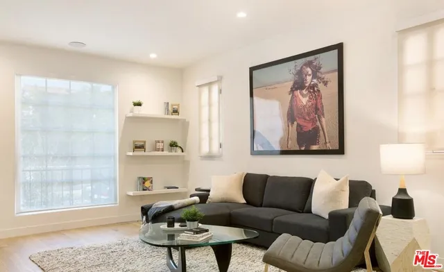 $2,250,000 | 337 North Spaulding Avenue, Los Angeles, CA 90036