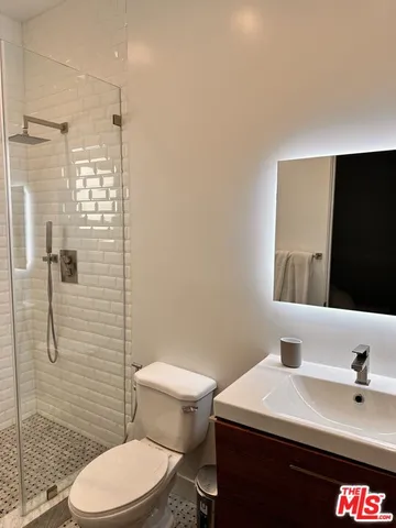 $2,250,000 | 337 North Spaulding Avenue, Los Angeles, CA 90036