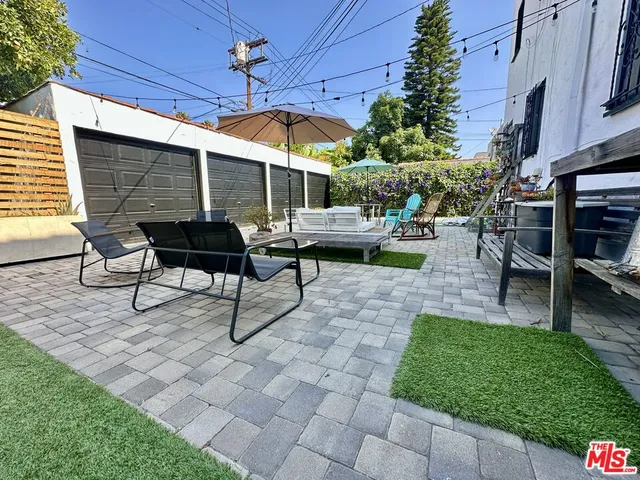 $2,250,000 | 337 North Spaulding Avenue, Los Angeles, CA 90036