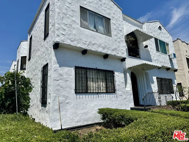$2,250,000 | 337 North Spaulding Avenue, Los Angeles, CA 90036