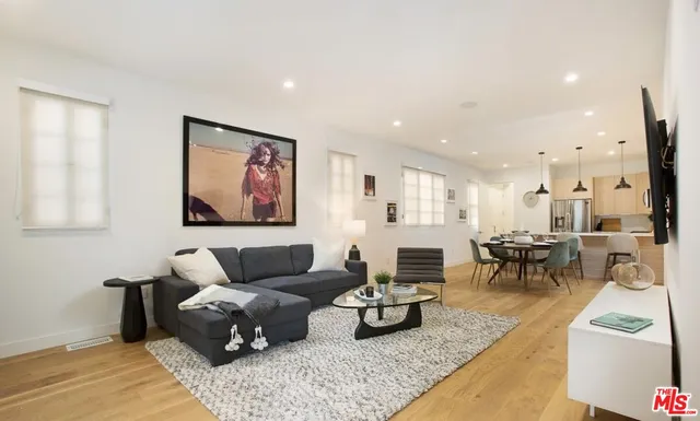 $2,250,000 | 337 North Spaulding Avenue, Los Angeles, CA 90036
