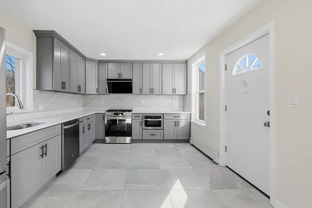 $875,000 | 1297 Pleasant Street, Weymouth, MA 02189