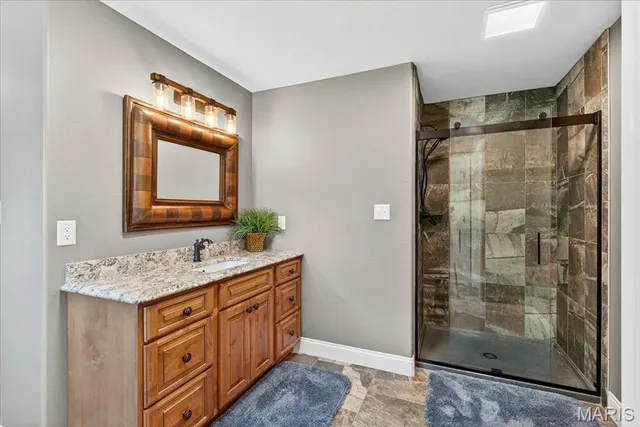 $889,900 | 6020 North Lakeshore Drive, Hillsboro, MO 63050