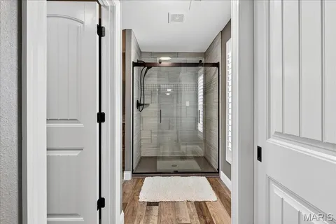 $889,900 | 6020 North Lakeshore Drive, Hillsboro, MO 63050