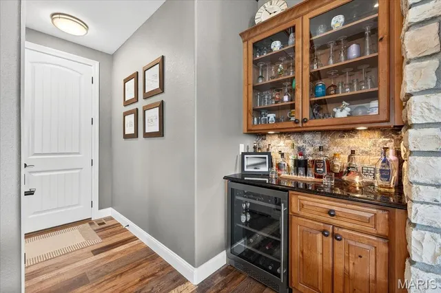 $889,900 | 6020 North Lakeshore Drive, Hillsboro, MO 63050